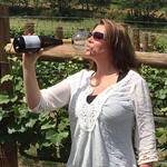 Guzzle Buddy - Turn a Wine Bottle Into a Wine Glass + Aeration