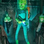 Lifesize Mars Attacks Martian Warrior Animatronic Statue
