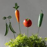 Metal Vegetable Garden Marker Stakes - Carrot, Peas, Tomato, Cucumber