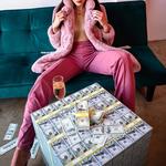 Million Dollar Pallet of Money Table