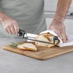 Perfect Slice Bread Knife With a Built-In Guide