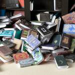 Shake-a-Bookshelf Stress Reliever