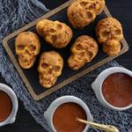 Skull Cakelet Pan - Make Skull-Shaped Cakes, Pizza Rolls, Ice, Jello, and More