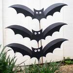 Spooky Metal Bats Outdoor Garden Stakes