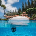 Tube Runner Pro 3.0 - Motorized Pool Tube