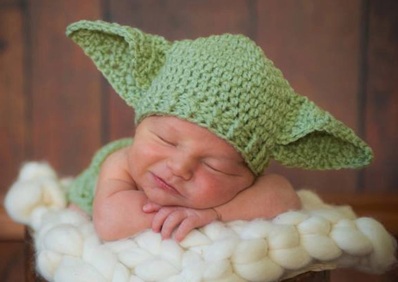Grogu / Baby Yoda Knitted Baby Hat