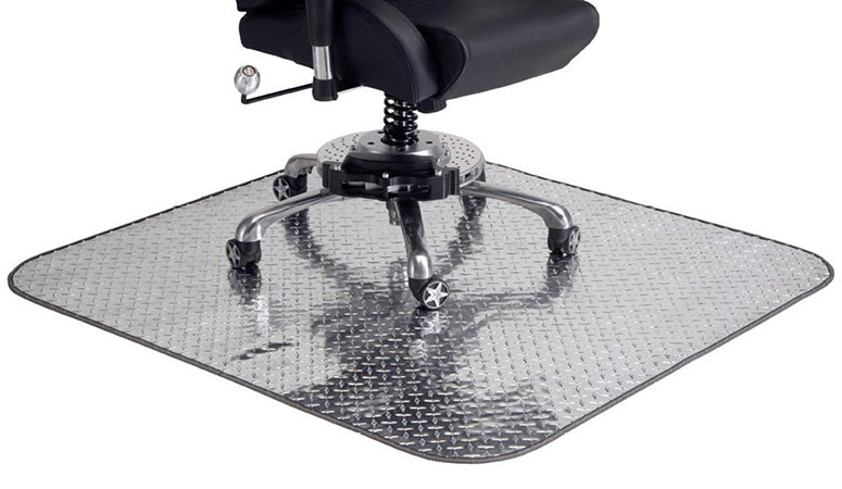 Diamond-Plate Chair Mat