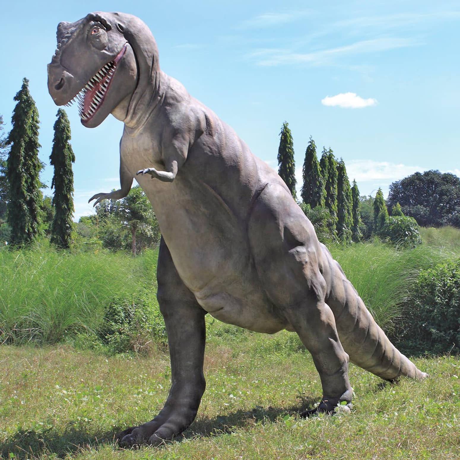 Gigantic Tyrannosaurus Rex Dinosaur Statue