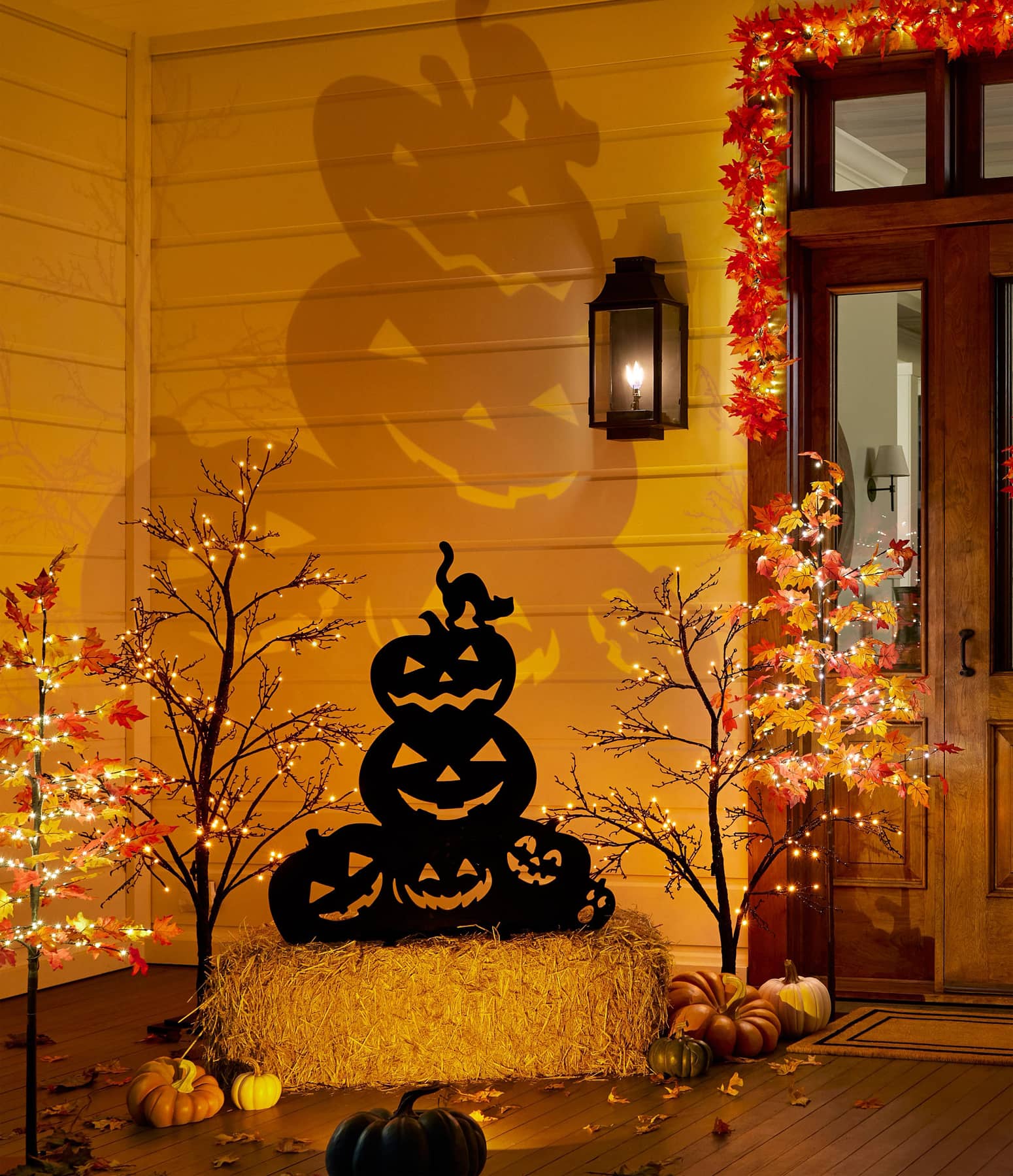 Halloween Jack-O'-Lanterns Silhouette w/ Orange LED Spotlight