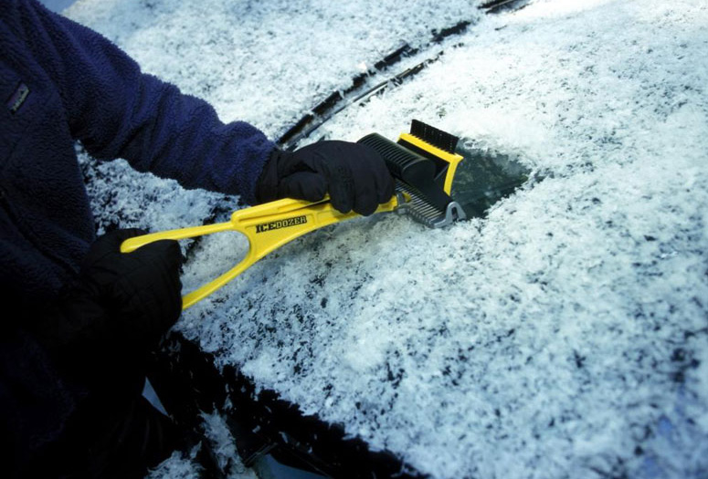 IceDozer Plus - Ultimate Ice Scraper