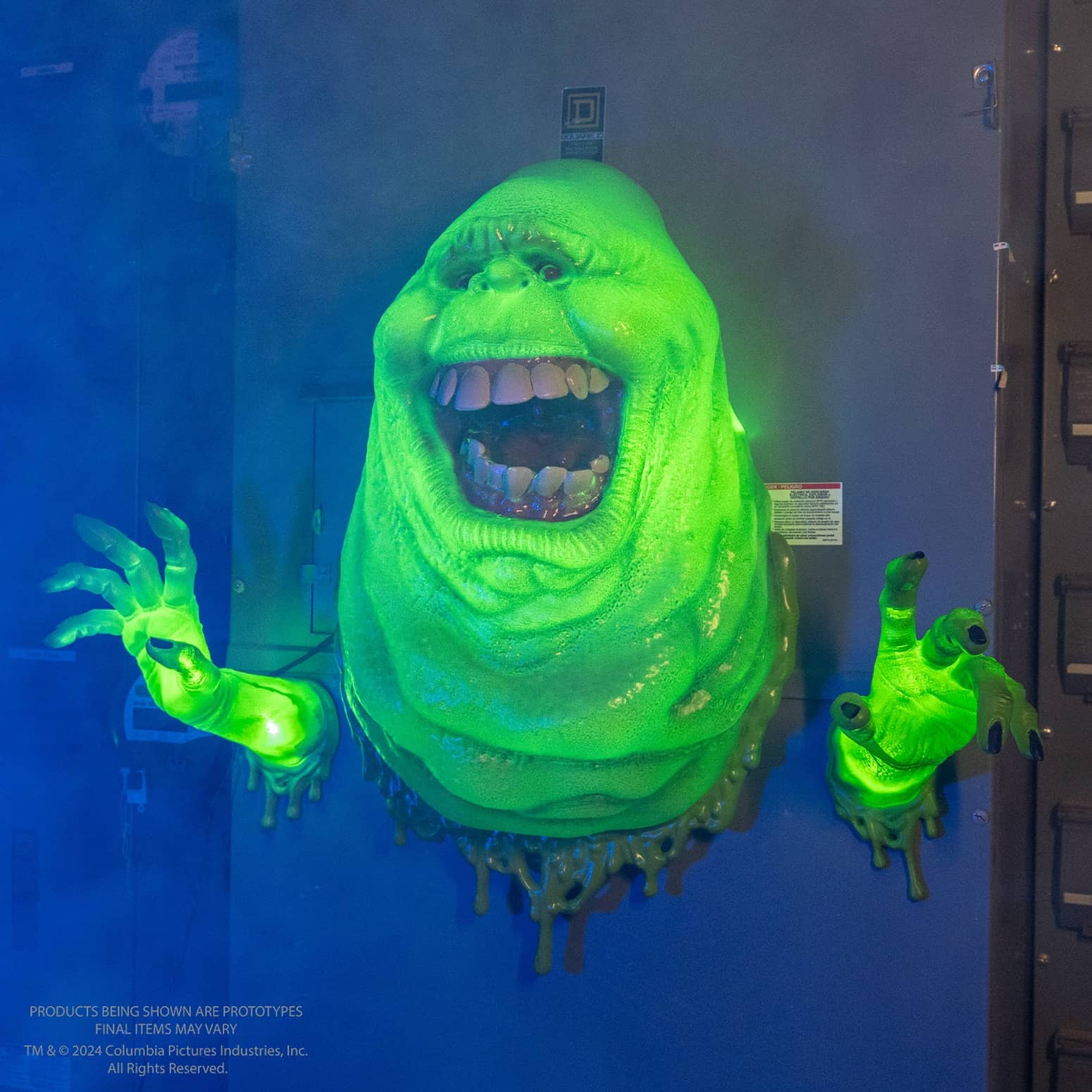 Life-Size Ghostbusters Illuminated Slimer Wallbreaker