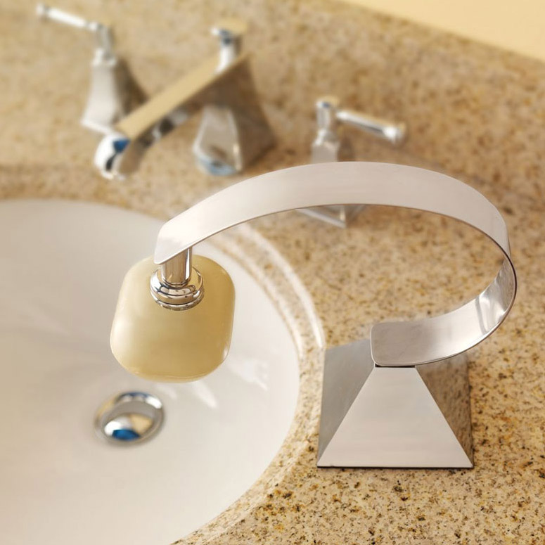Croydex Bathroom Kitchen Sink White Magnetic Soap Holder 