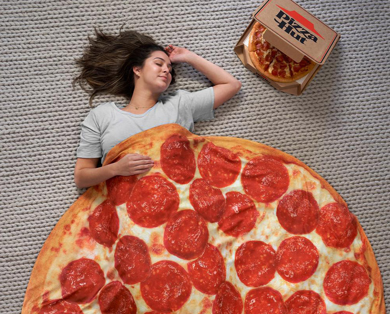 Pizza Hut Original Pan Pizza Gravity Weighted Blanket