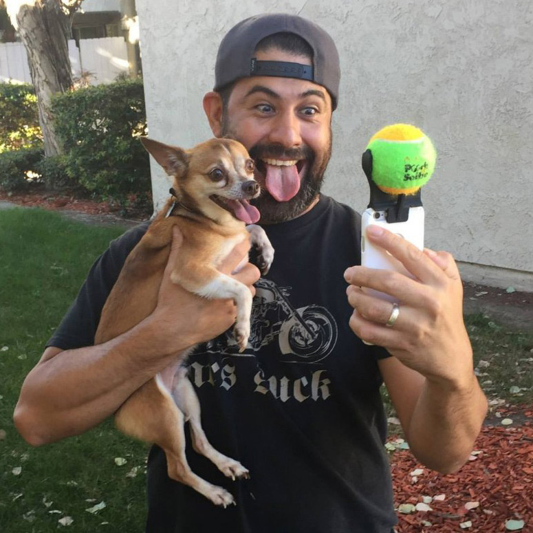Pooch Selfie - Smartphone Squeaker Ball Gets Dog's Attention