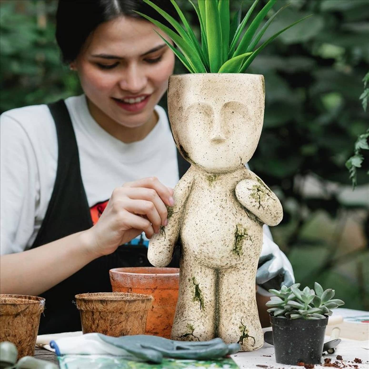 Pot Head Sculptural Garden Planter