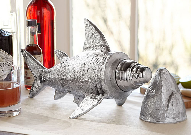 Shark Cocktail Shaker