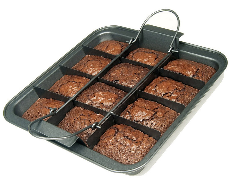 Slice Solutions Brownie Pan