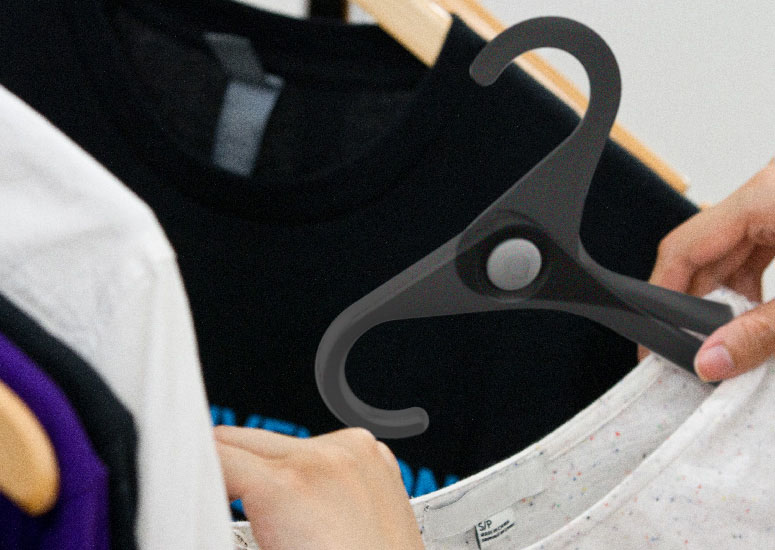 SOLO - Collapsible Hangers