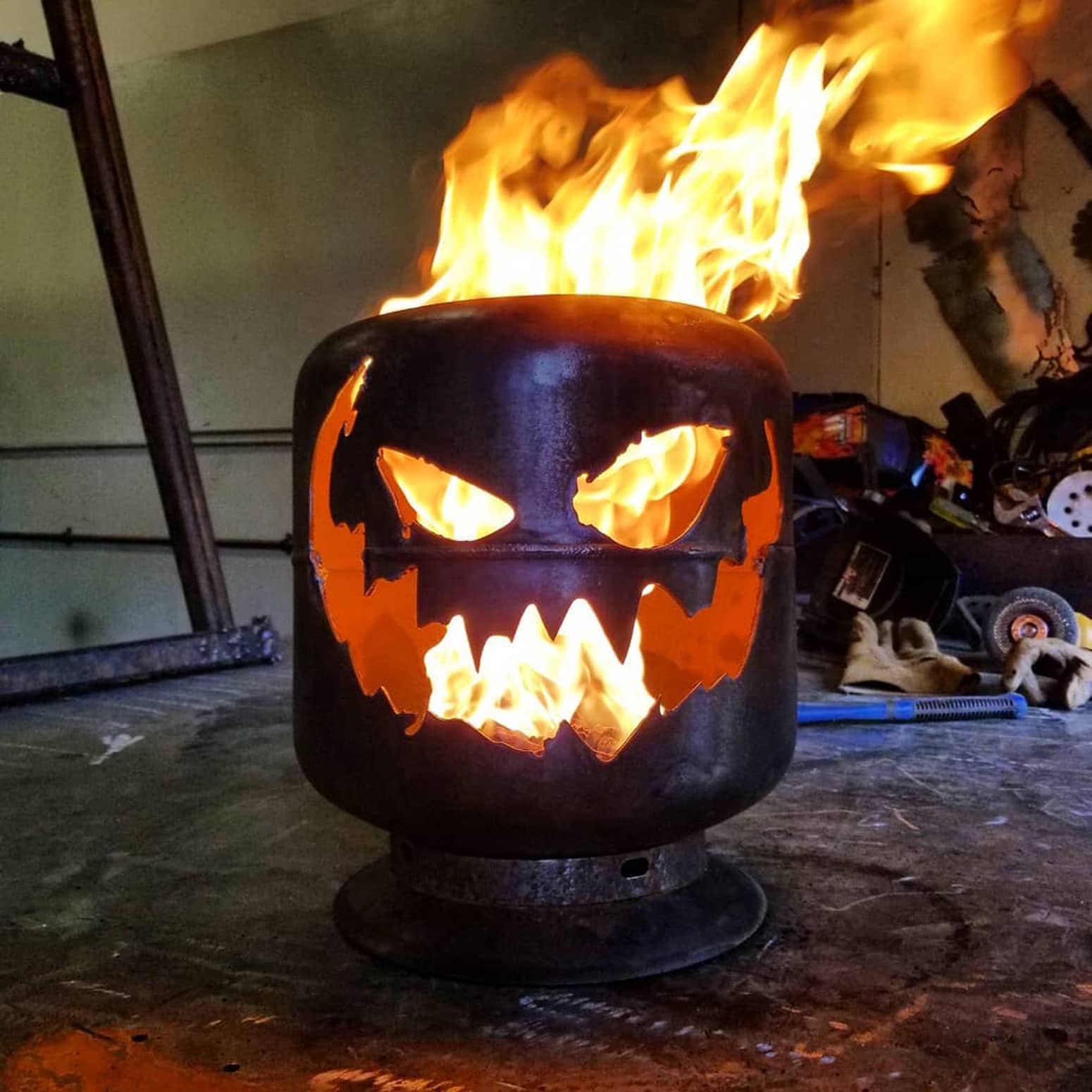 Steel Jack O' Lantern Fire Pit