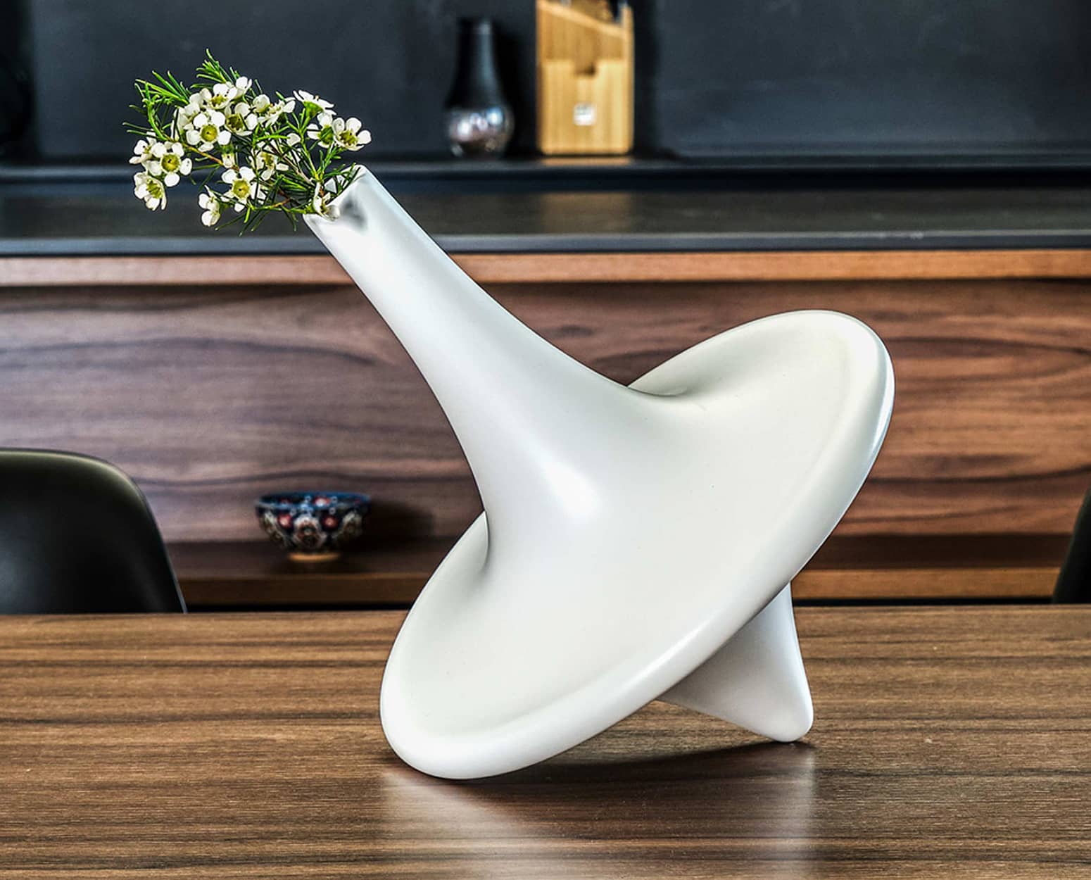 Svoura - Spinning Top Vase