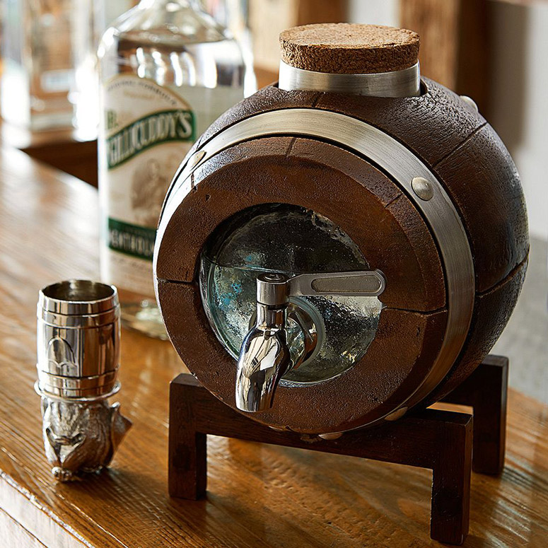Liquors Brown Whiskey 5 Liter Whiskey Barrel Dispenser Wood Oak Wine Barrel Decanter for Serving Table Home Accent Display Storage of Spirits 