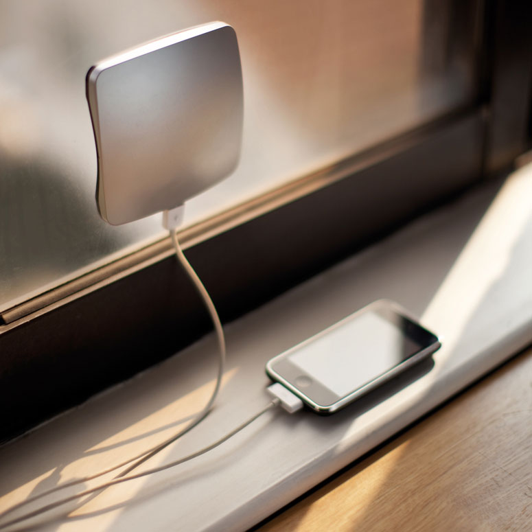 XDModo Solar Window Charger